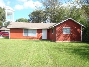 Building Photo - 1506 N Preston St