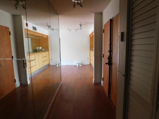Building Photo - 5900 SW 127th Ave