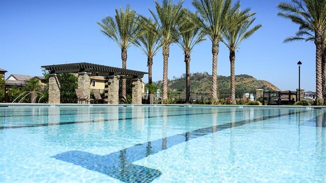 Building Photo - Beautiful Home Near Elfin Forest