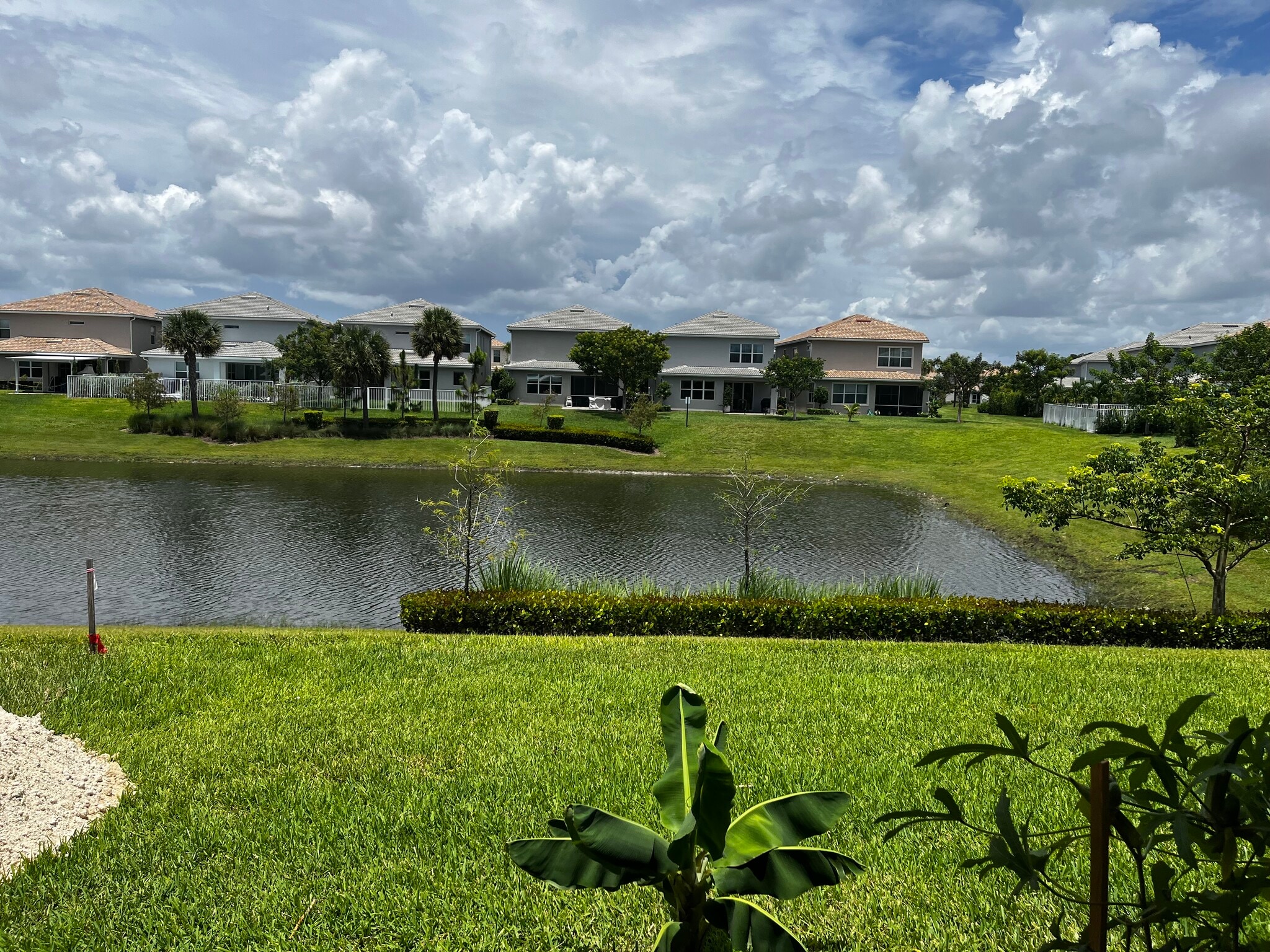 Covered patio - Lanai full width of the house - 1418 Evergreen Ter