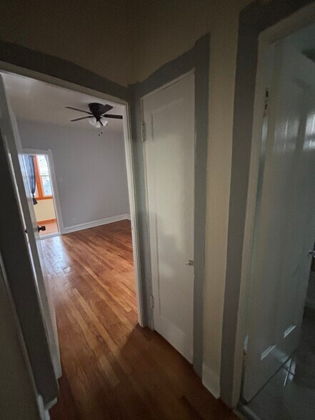 Building Photo - 4028 W Crystal St