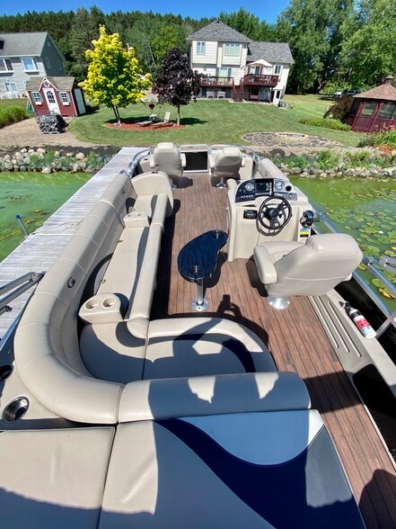 Boat - 27885 Bay Shore Dr NW