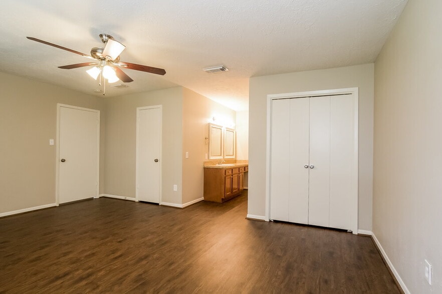 Building Photo - 1817 New Orleans St