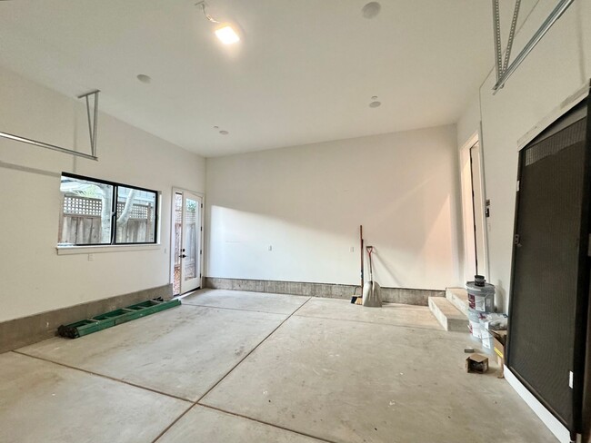 Building Photo - 2023 Built Custom Napa 3 Bedrooms, 3 1/2 B...