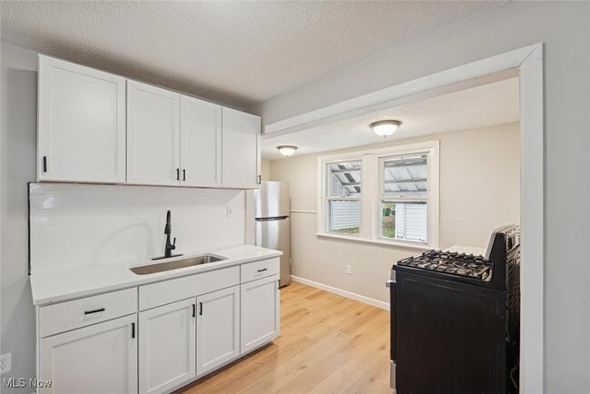 Building Photo - 21750 Westport Ave