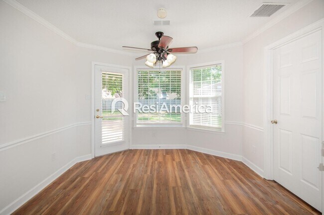 Building Photo - Newly Updated 4BR/2B home in Daybreak-Bart...