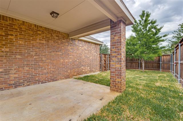 Building Photo - 2417 Larimar Dr