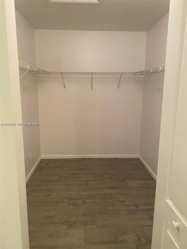 Building Photo - 15121 SW 106th Ave