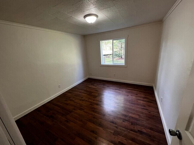 Building Photo - 9197 Cty J-Unit A