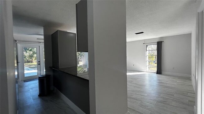 Building Photo - 1606 NW 22nd St