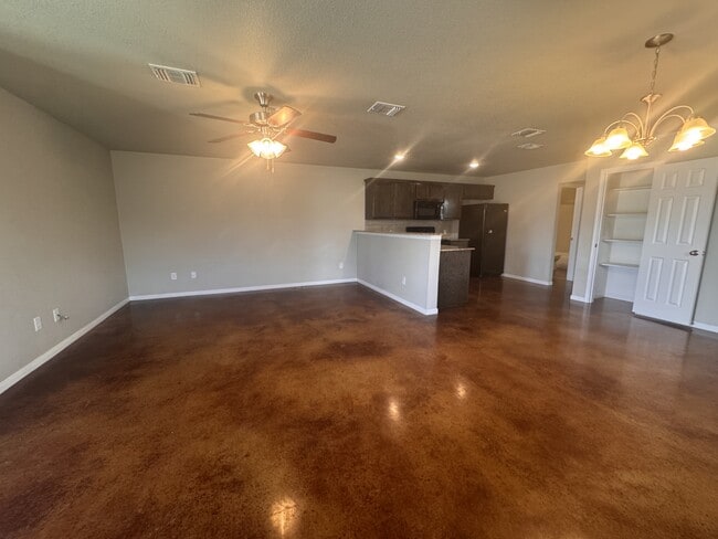 Building Photo - 2204 Indian Trail