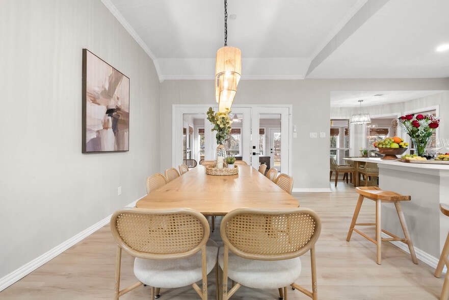 Building Photo - 478 Westshore Dr