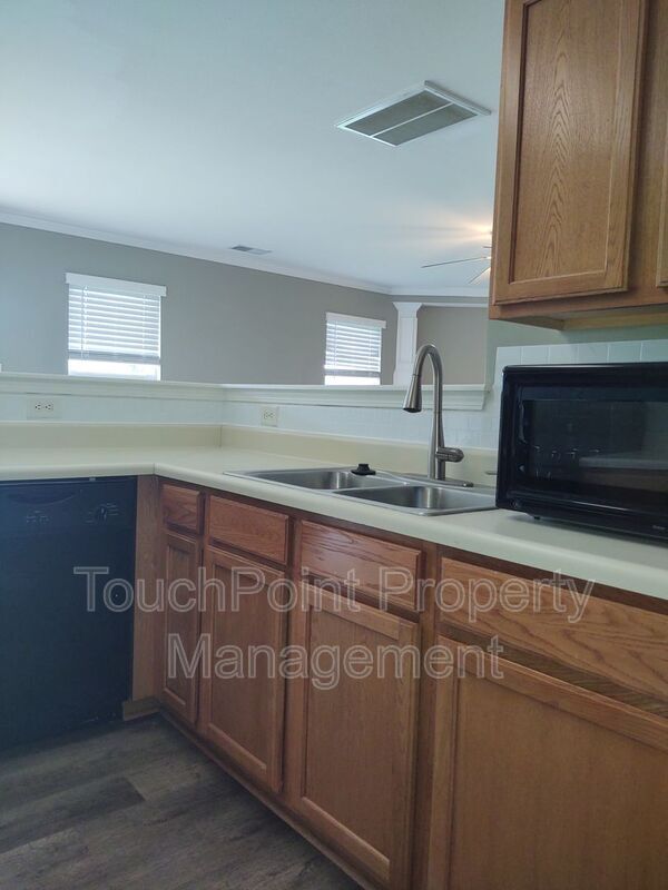 Building Photo - 7302 Woodbourne Ln