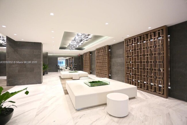 Building Photo - 400 Sunny Isles Blvd