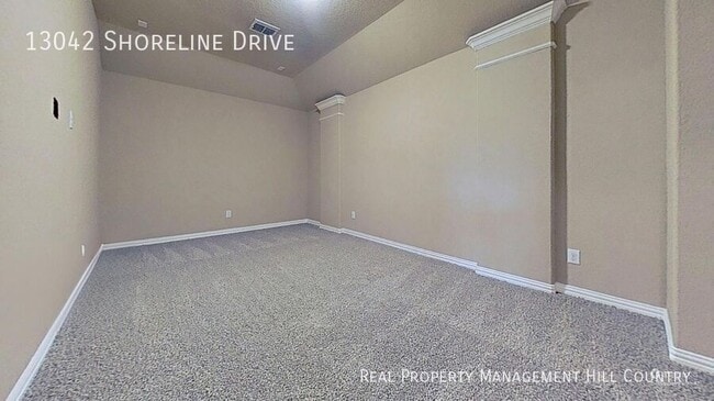 Building Photo - 13042 Shoreline Dr