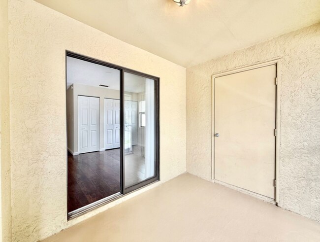 Building Photo - 10155 Sailwinds Blvd S
