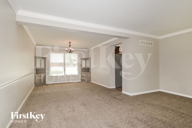 Building Photo - 721 Cedar Glen Dr