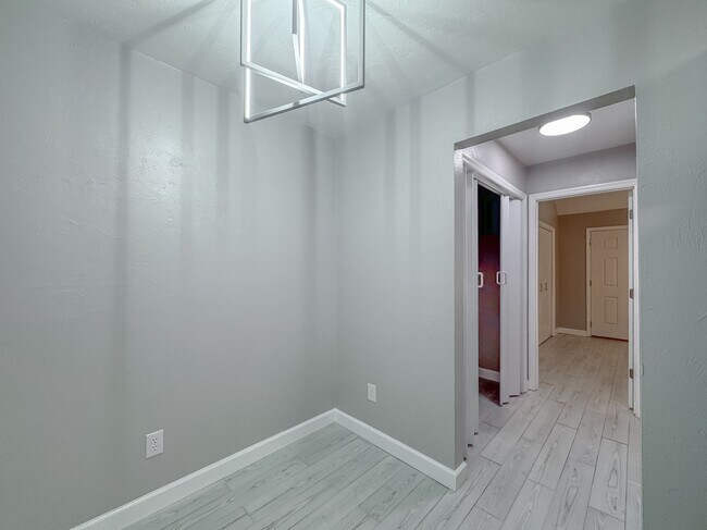 Building Photo - MODERN! Walk to FSU 2/2 w/ Marble Counters, Stainless Steel Appliances, & Privacy Fenced Yard! Av...