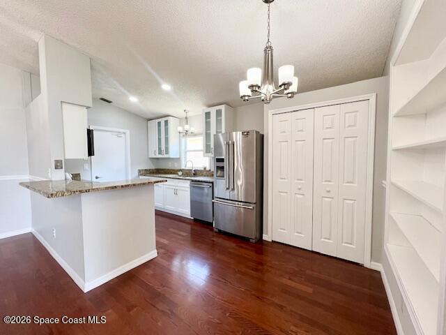 Building Photo - 8045 Bracken Ln