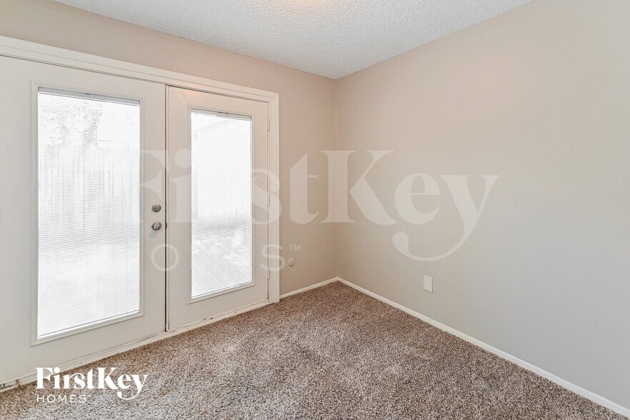 Building Photo - 6316 Porterway Dr