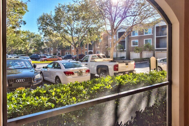 Building Photo - Furnished condo at Reserve of Naples