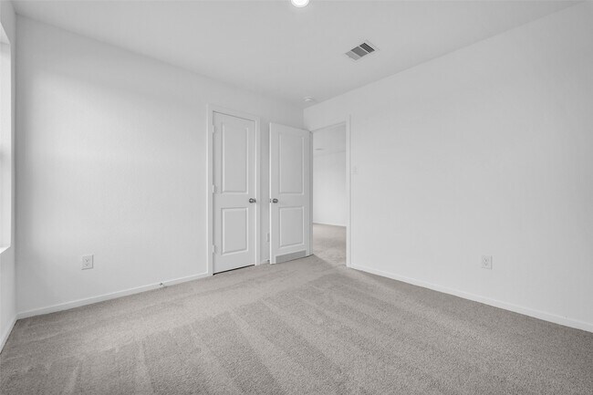 Building Photo - 26710 Willow Ln