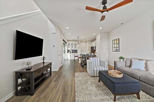 Building Photo - 12687 W Norterra Ln