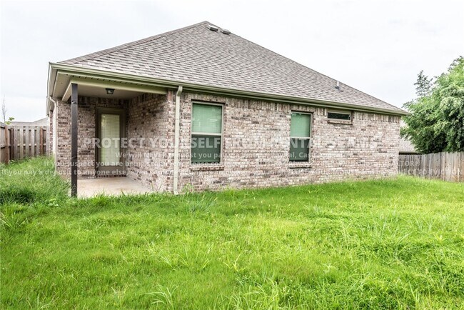 Building Photo - 3532 W Foxtail Lily Ln