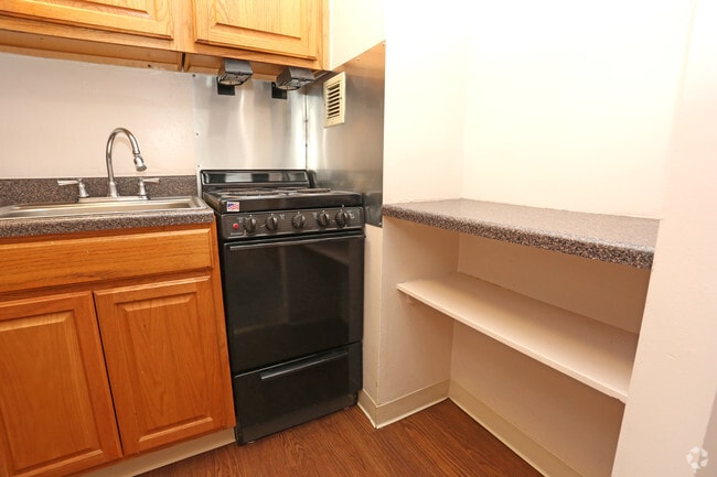 Interior Photo - Rose Tower Apartments