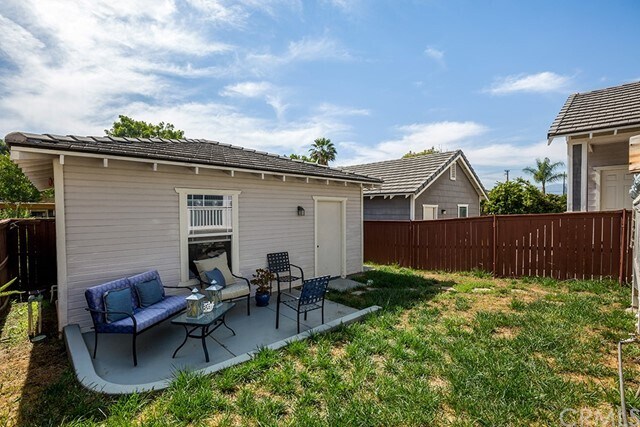Building Photo - 83 Orangewood Ct