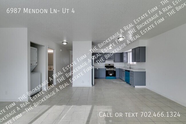 Building Photo - 6987 Mendon Ln