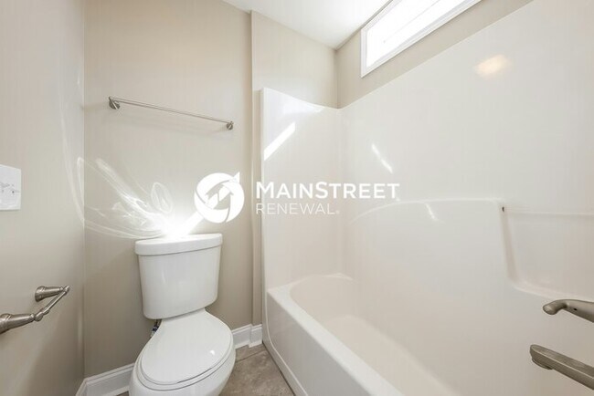 Building Photo - 4 Bedroom Pet-Friendly Home in Douglasvill...