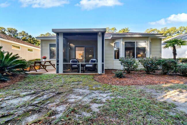 Building Photo - 39 Andover Pl