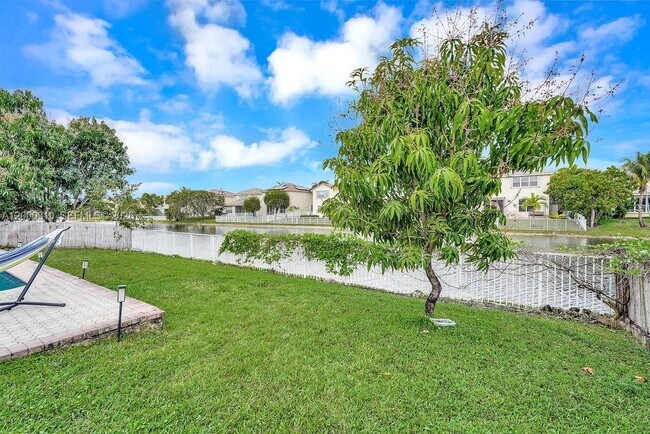 Building Photo - 16373 SW 30th St