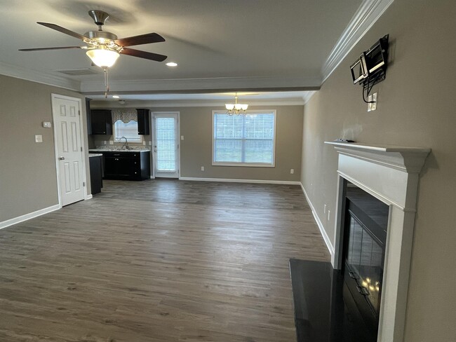 Building Photo - 8107 Cambridge Reserve Dr