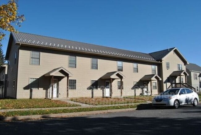 Building Photo - 415 E Church St