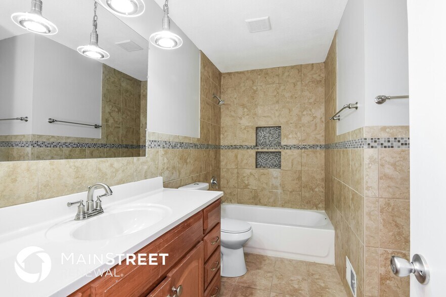 Building Photo - 15908 E 38th St S