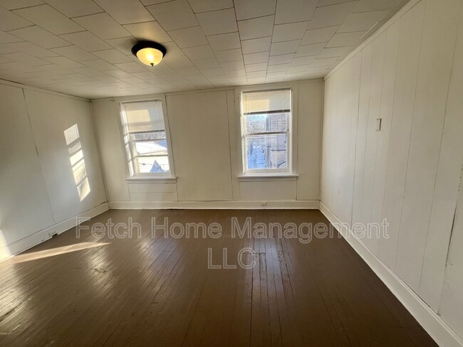 Building Photo - 26 N 16th St