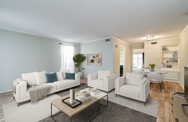 Building Photo - 6410 Del Monte Dr