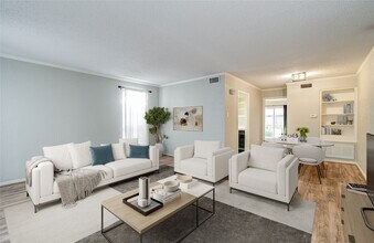 Building Photo - 6410 Del Monte Dr