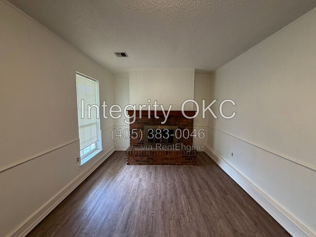Building Photo - 3506 N Peniel Ave