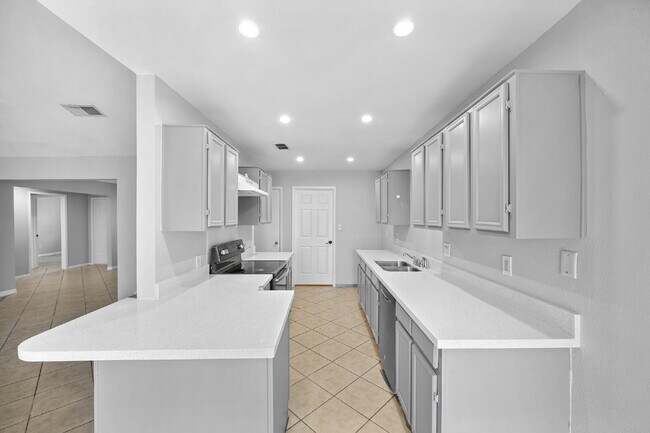 Building Photo - "Charming 3-Bedroom Haven on Gladewell Drive with Elegant Granite Touches!"