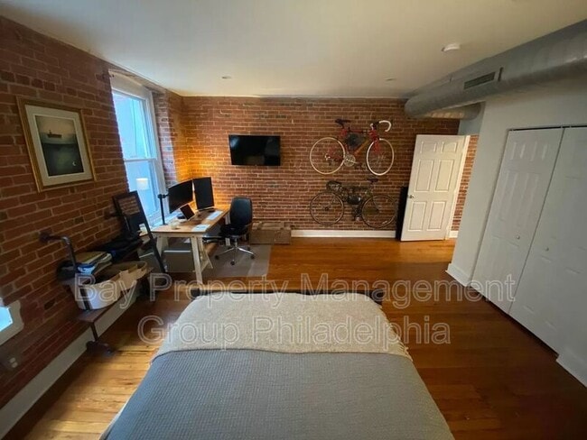 Building Photo - 817 N 2nd St