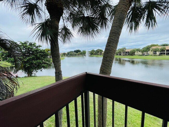 Building Photo - 2297 SW 15th St