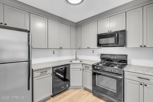 Building Photo - 106 Frontier Way