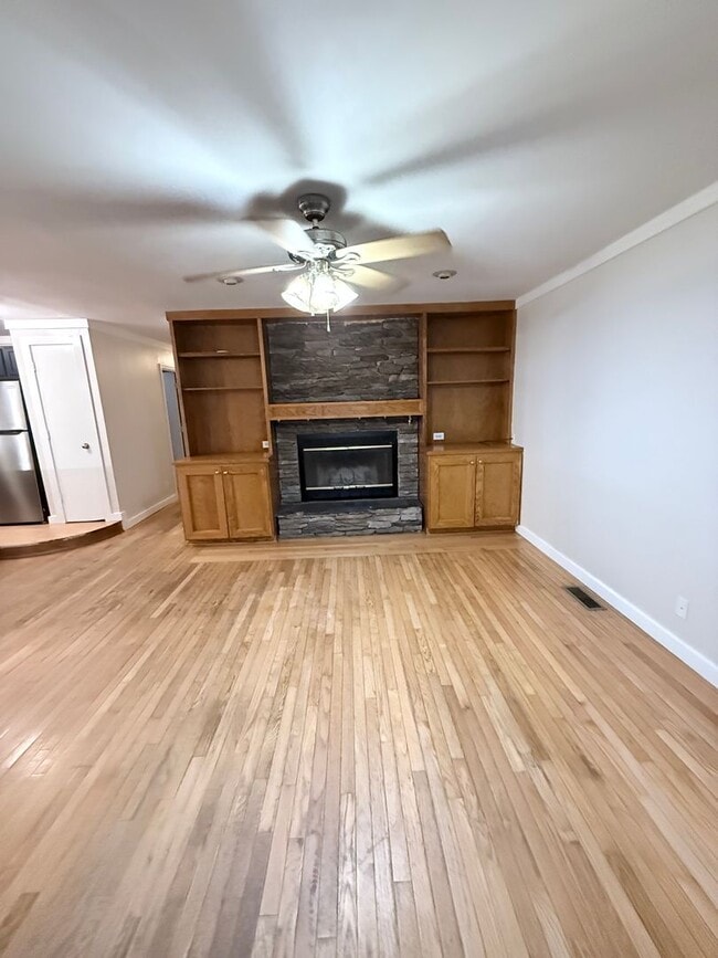 Building Photo - Three Bedroom Home in the Heart of Port Royal