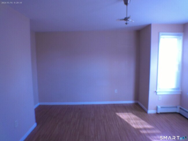 Building Photo - 13 Armstrong Pl