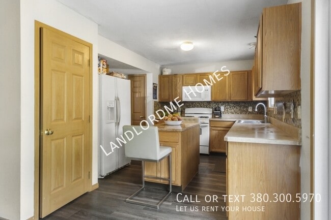 Building Photo - 3034 Wyndburgh Dr