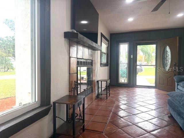 Building Photo - 14472 Valentine Dr