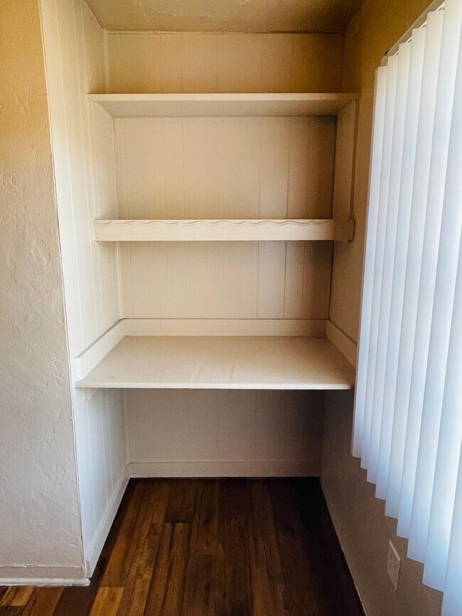 Building Photo - Casita Style Apartments In Tucson's Historical Neighborhoods!